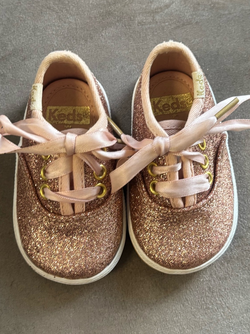 Size 1 Keds X Kate Spade New York Champion Rose Gold Glitter sneakers. In EUC!